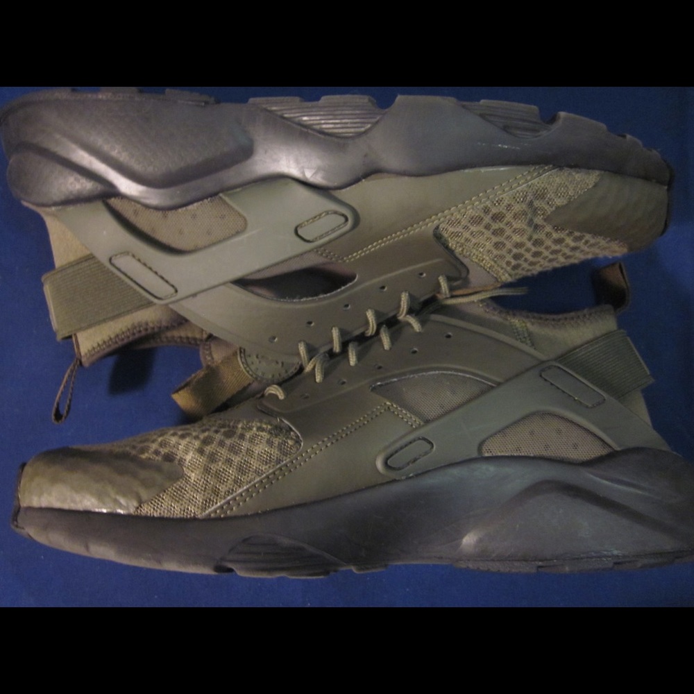 Nike Air Huarache Wheat Flax Size 10.5 Mens 819685-202